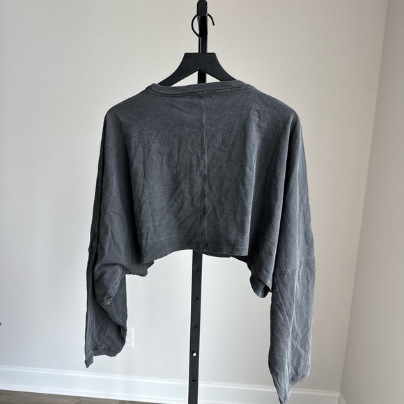 NWT Joah Brown slouchy crop long sleeve M/L - Picture 2 of 3